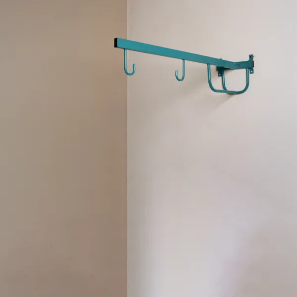 Wall hanger