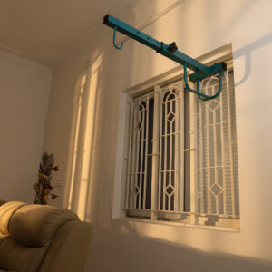 Adjustable Window Hanger